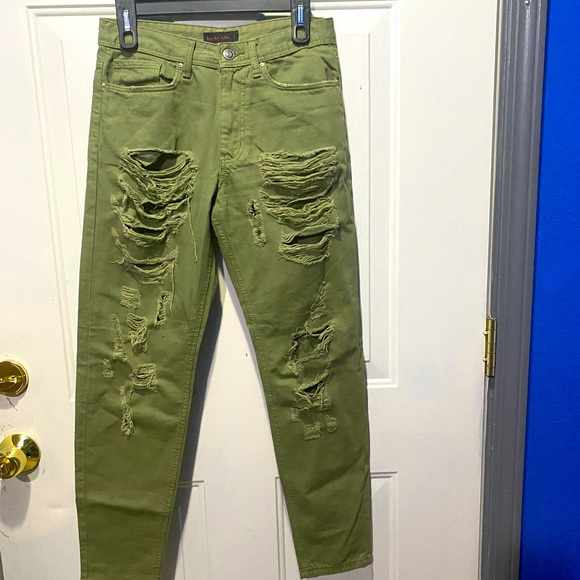 Ko Ko Ailis  Ripped Jeans - Picture 1 of 5